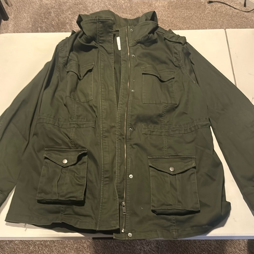 Market and Spruce Zip Up Cargo Jacket